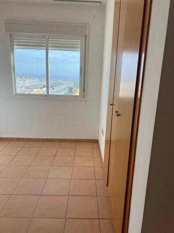 Casa independiente en avenida de Granada