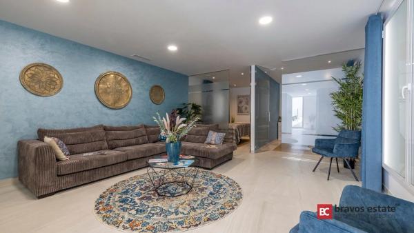 Casa independiente en calle Berlin