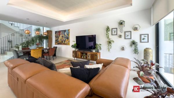 Casa independiente en calle de Xile