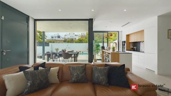 Casa independiente en calle de Xile