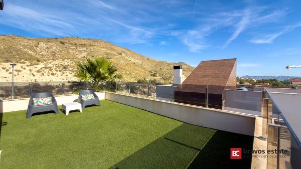 Casa independiente en calle Toledo