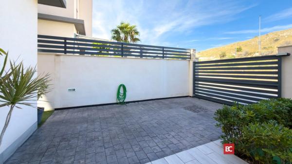 Casa independiente en calle Toledo