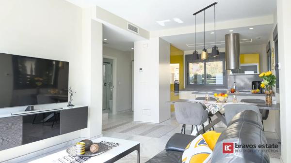 Casa independiente en calle Toledo