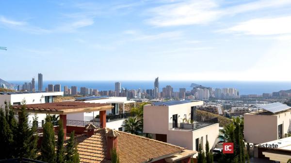 Casa independiente en calle Toledo