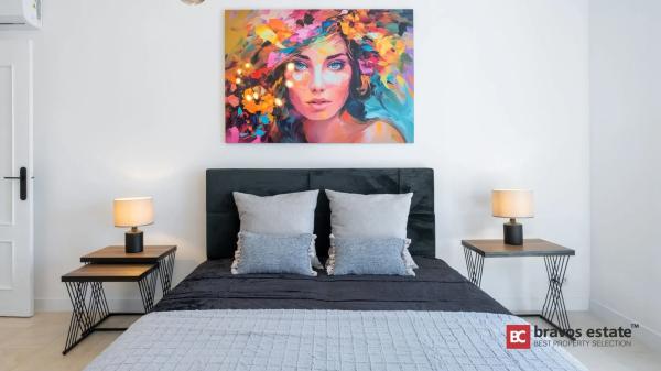 Casa independiente en Polígono Pallarés.Sector 16