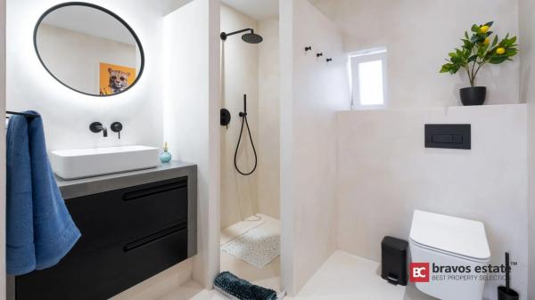 Casa independiente en Polígono Pallarés.Sector 16