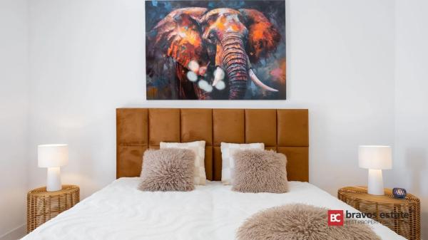 Casa independiente en Polígono Pallarés.Sector 16