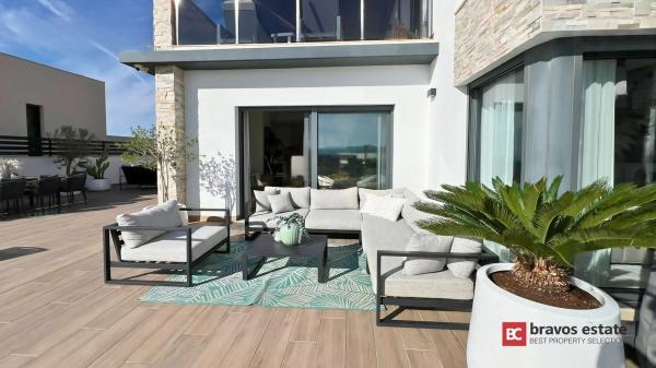 Casa independiente en calle Berlin