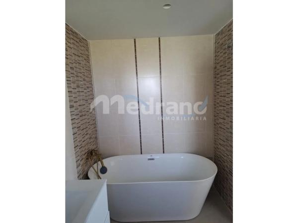 Casa independiente en calle Londres