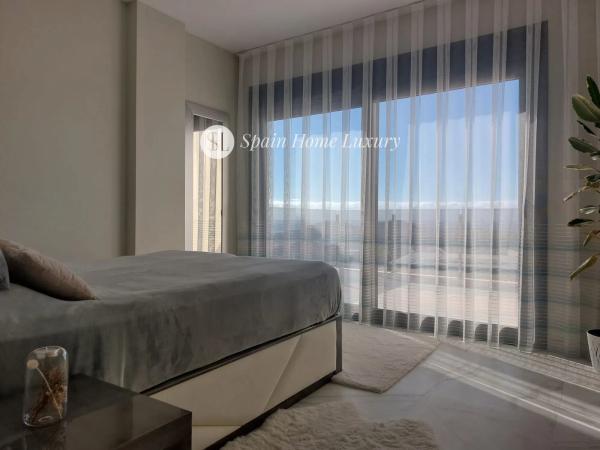 Casa independiente en avenida de Granada