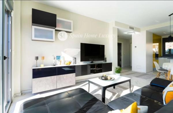 Casa independiente en avenida de Granada