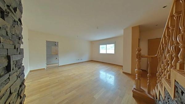 Chalet adosado en avenida Mimosas