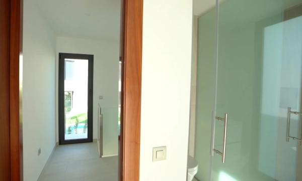 Casa independiente en calle de Colombia