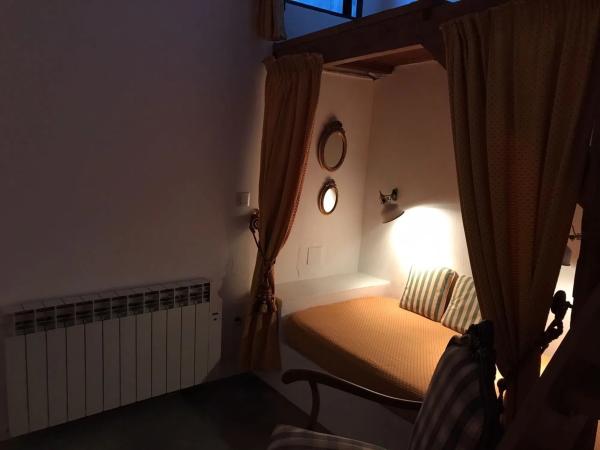 Casa de pueblo en calle Castell, 33