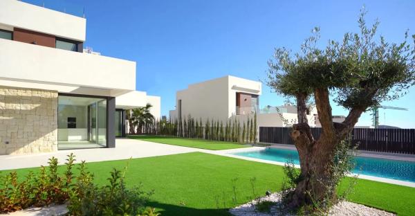 Casa independiente en calle de Colombia