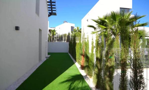 Casa independiente en calle de Colombia