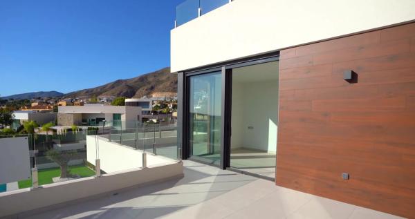 Casa independiente en calle de Colombia