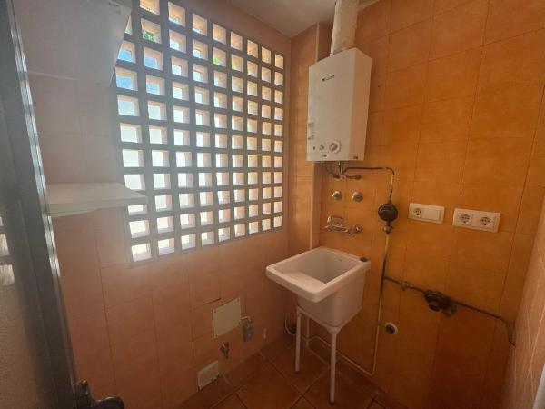 Chalet pareado en calle Berlin