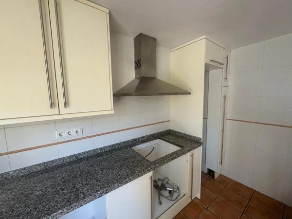 Chalet pareado en calle Berlin