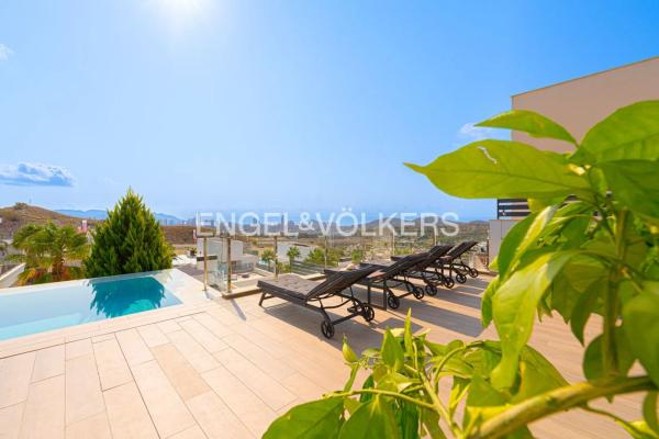 Casa independiente en avenida Barcelona