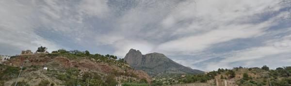 Casa independiente en calle Font de Carré