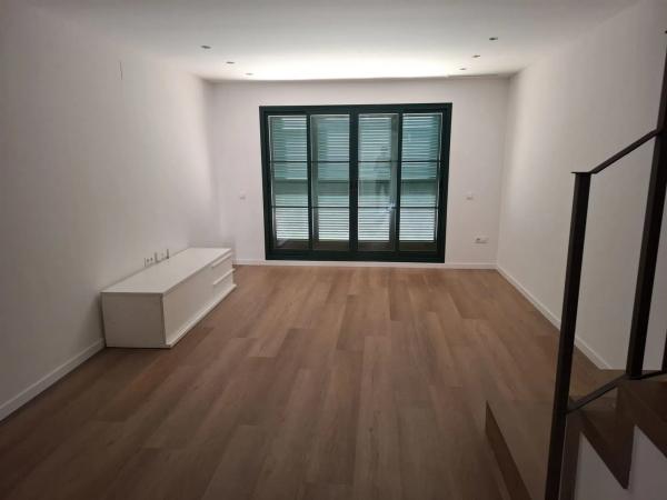 Chalet adosado en calle Berlin, 7