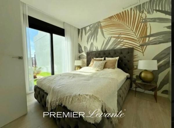 Chalet pareado en avenida d'Amèrica s/n