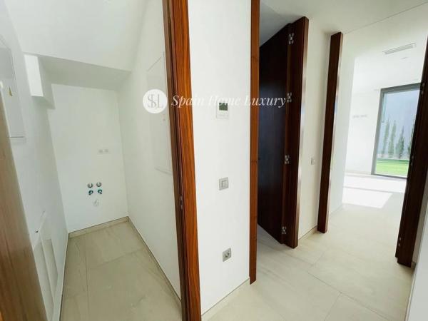 Casa independiente en calle Praga