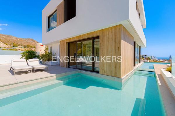 Casa independiente en calle de Panama