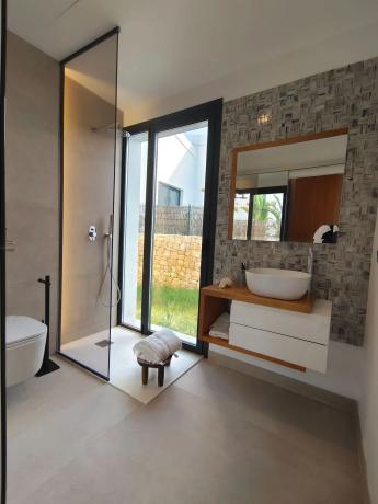 Casa independiente en calle Londres