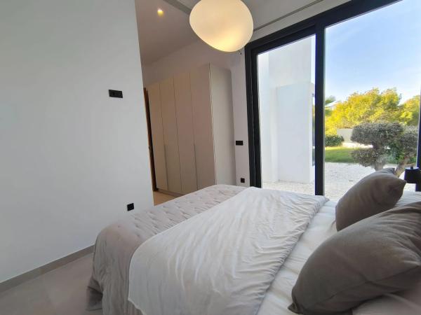 Casa independiente en calle Londres