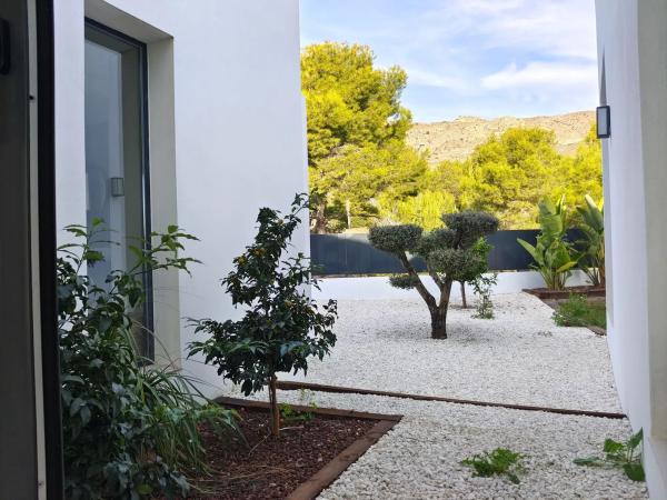 Casa independiente en calle Londres