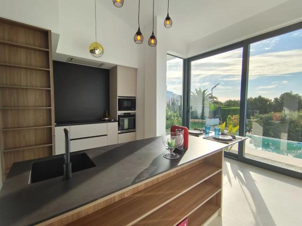 Casa independiente en calle Londres