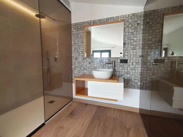 Casa independiente en calle Londres