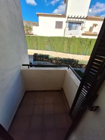 Chalet adosado en calle Atenas