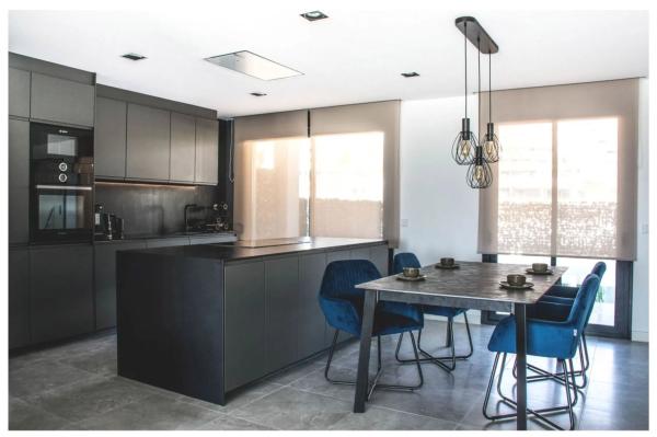 Chalet adosado en calle de Guatemala