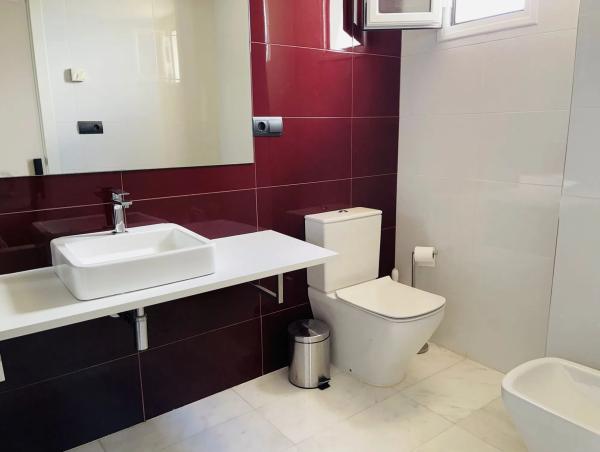 Casa independiente en calle Londres, 34