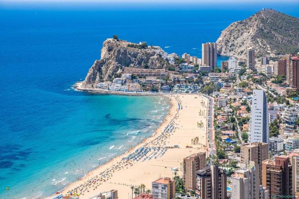 Casa independiente en CL Viena, 36