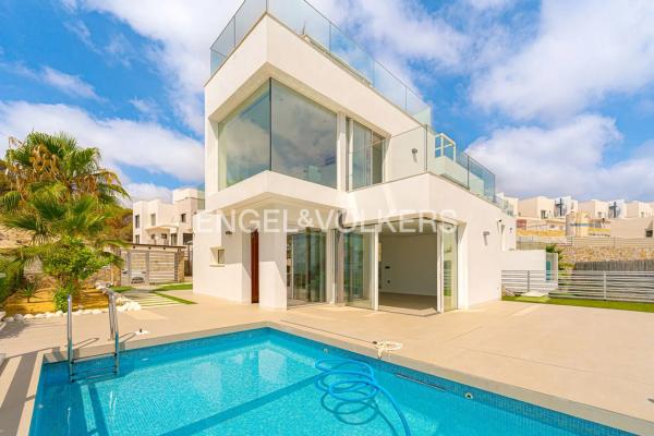 Casa independiente en calle Cáceres