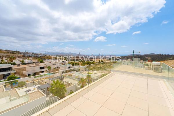 Casa independiente en calle Cáceres