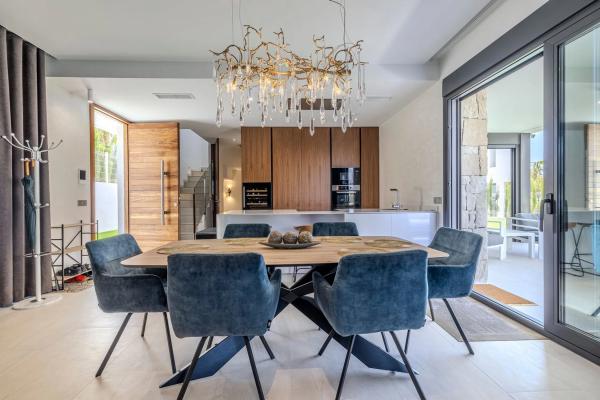 Casa independiente en calle Londres