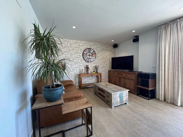 Casa independiente en calle de Xeraco s/n