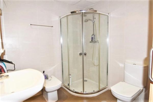 Chalet pareado en avenida Mimosas