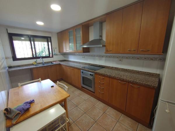 Chalet adosado en avenida Murtereta