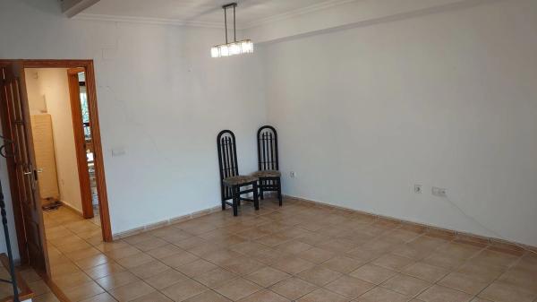 Chalet adosado en avenida Murtereta