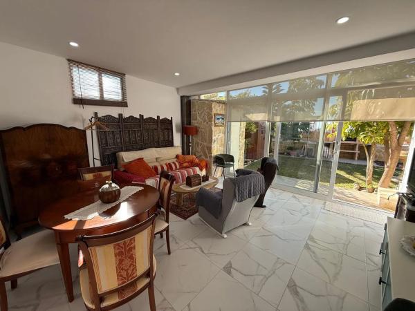 Casa independiente en calle Cádiz, 3