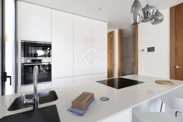 Chalet pareado en calle Roma