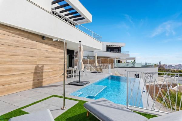 Casa independiente en calle Segovia