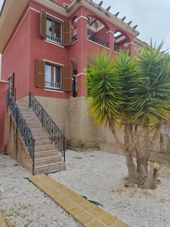 Chalet adosado en calle Cádiz, 10