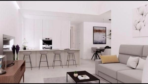 Casa independiente en calle Viena